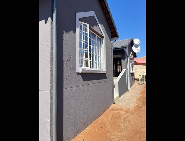 3 BEDROOM HOUSE FOR SALE IN AMANDASIG